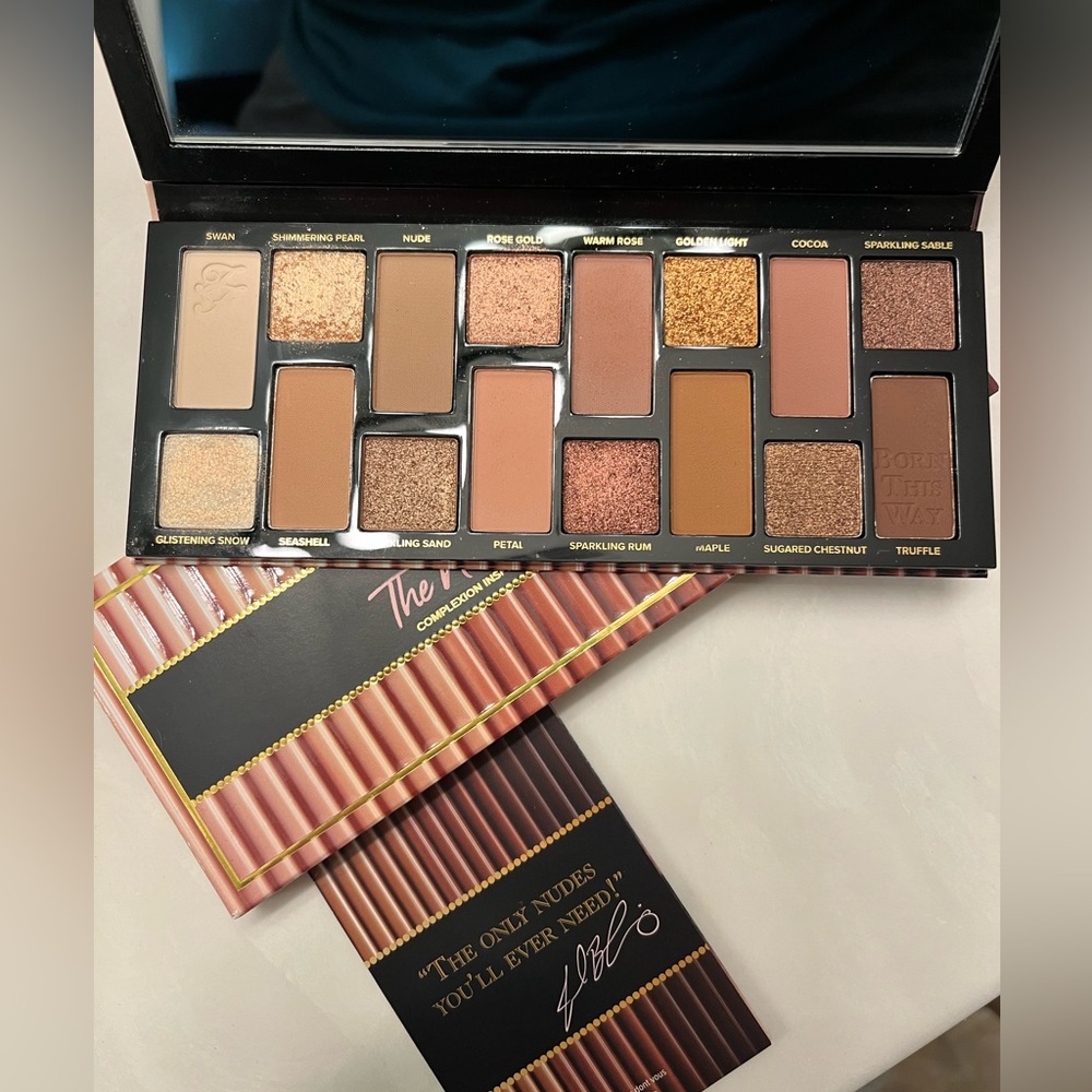 Too Faced Born this Way Palette